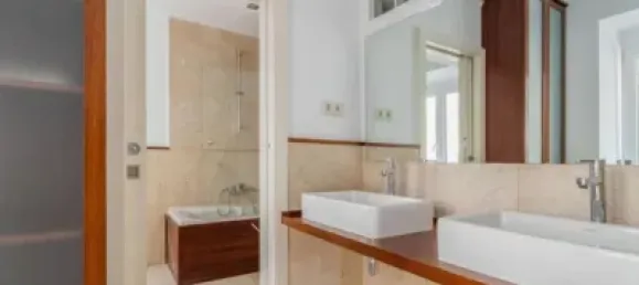 3 bedrooms Apartment in Madrid, Spain No. 185555 2