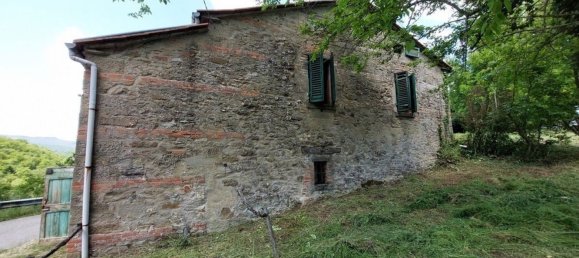 Дом с 4 комнатами в Ареццо, Италия № 195581 18