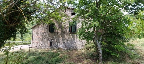 Дом с 4 комнатами в Ареццо, Италия № 195581 17