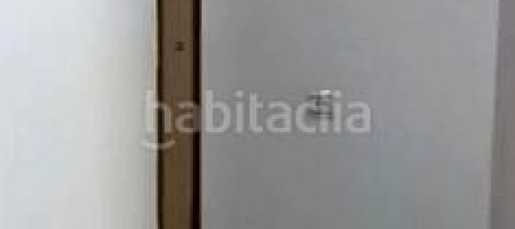 Apartamento de 2 dormitorios en La Vall d'Uixó, Spain No. 184340 3