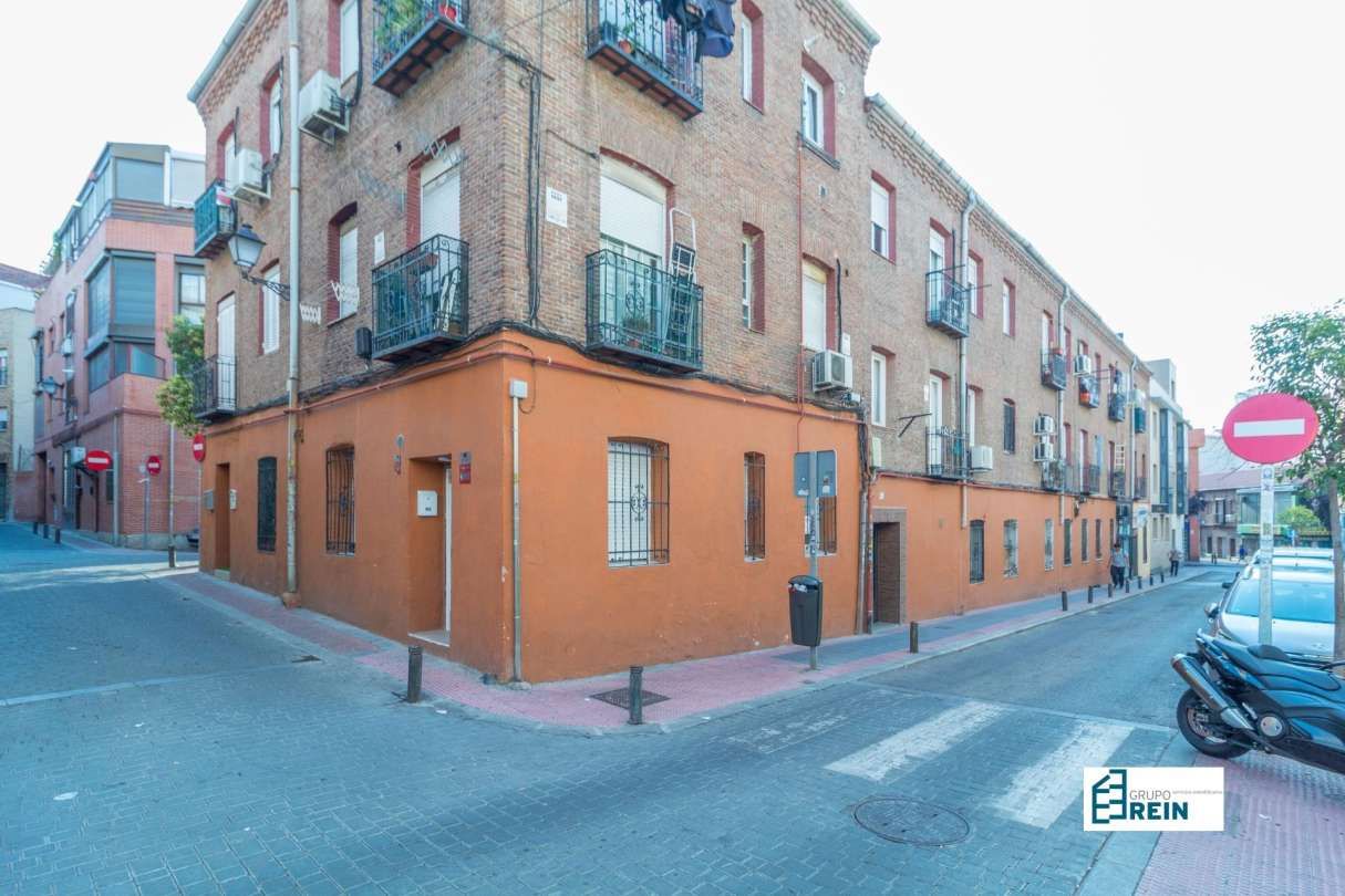 1 bedroom Apartment in Madrid, Spain No. 251883