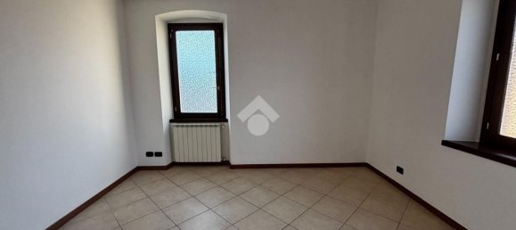Apartamento de 2 dormitorios en Osio Sopra, Italy No. 370107 16