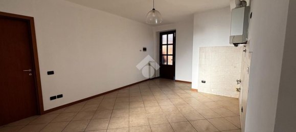 Apartamento de 2 dormitorios en Osio Sopra, Italy No. 370107 5