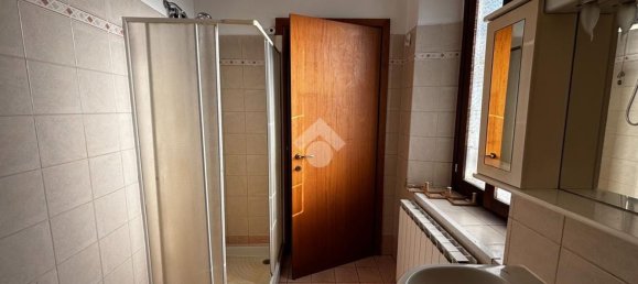 Apartamento de 2 dormitorios en Osio Sopra, Italy No. 370107 12