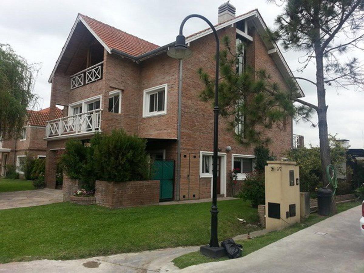 5 bedrooms House in Tigre, Argentina No. 60203