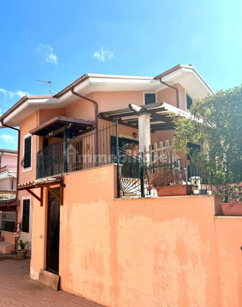 4 Schlafzimmer Villa in Labico, Italy, Nr. 264695