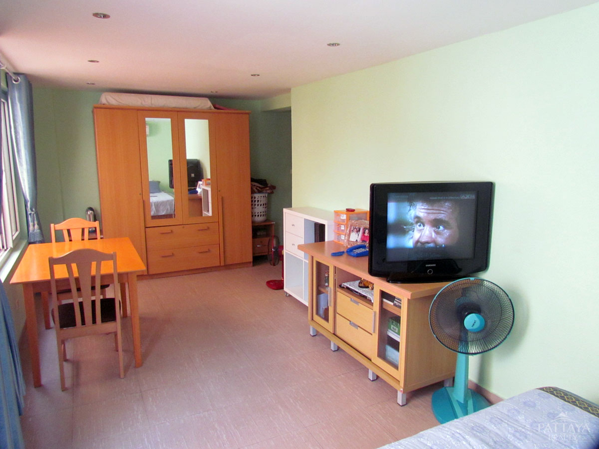 4 bedrooms Cafe / restaurant in Pattaya, Thailand No. 844