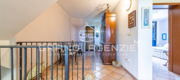 6 bedrooms House in Torrile, Italy No. 327500 10