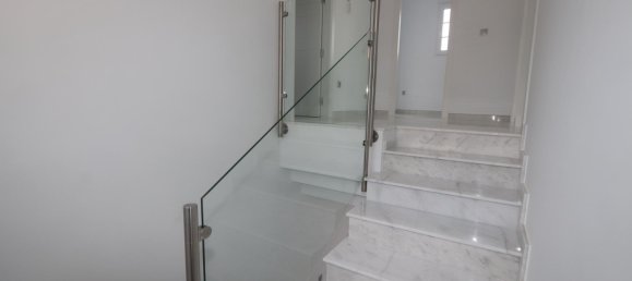 4 bedrooms Villa in Pinoso, Spain No. 11720 18