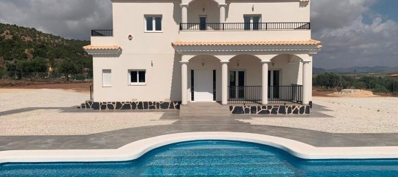 4 bedrooms Villa in Pinoso, Spain No. 11720 3