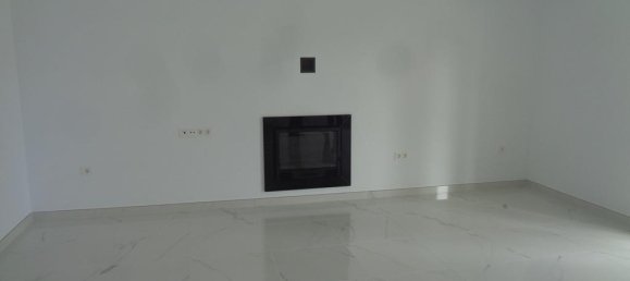 4 bedrooms Villa in Pinoso, Spain No. 11720 16