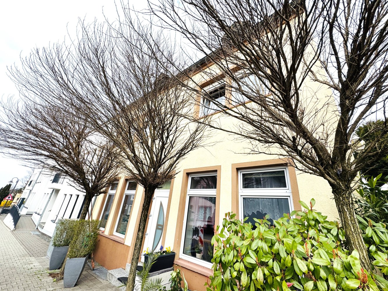 Edificio de 7 dormitorios en Bitburg, Germany No. 333940