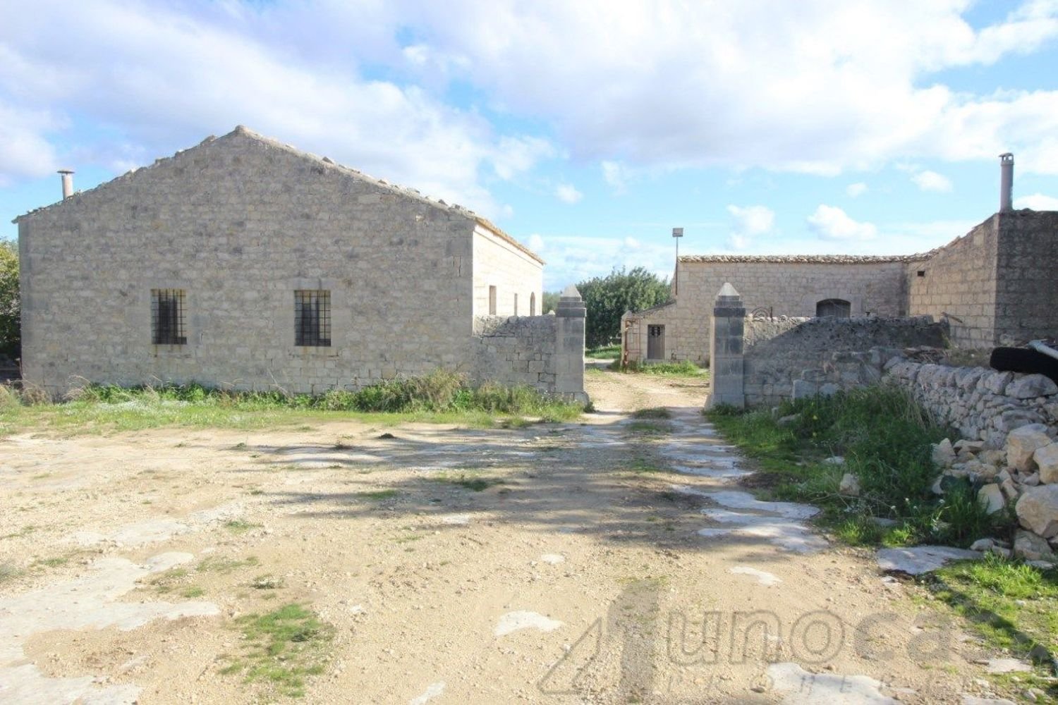 Casa de 10 dormitorios en Modica, Italy No. 360787
