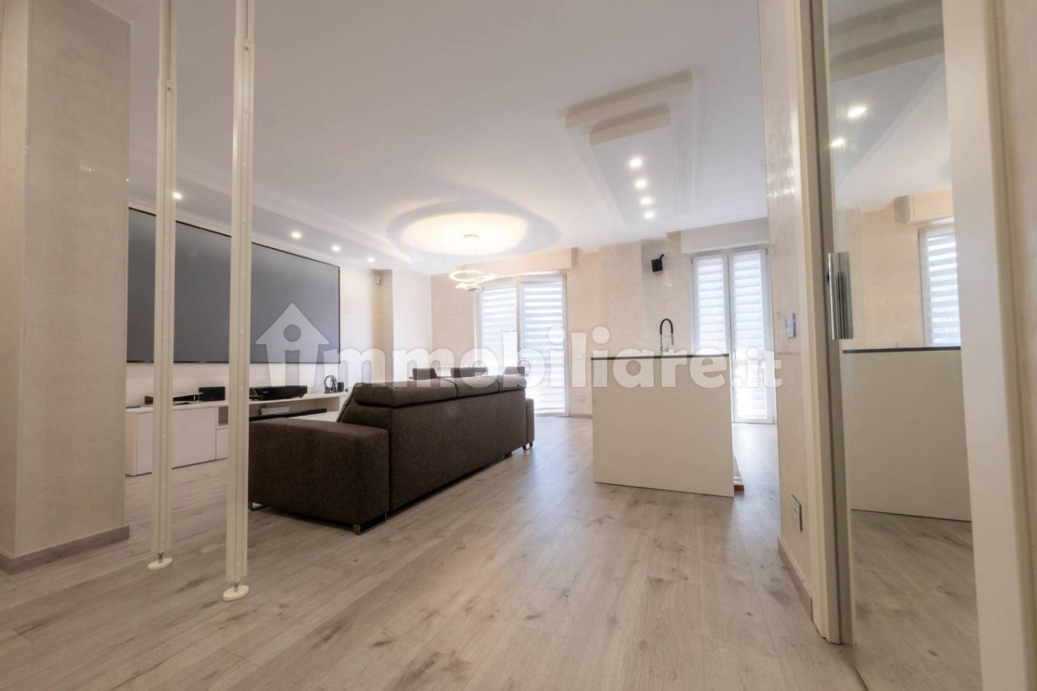 Apartamento T3 em Legnano, Italy N.º 100802