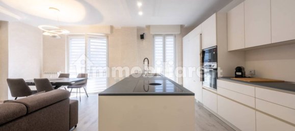 Apartamento T3 em Legnano, Italy N.º 100802 7