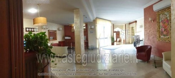 5 rooms Apartment in Rome, Italy No. 290143 27