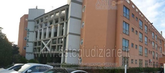 5 rooms Apartment in Rome, Italy No. 290143 43