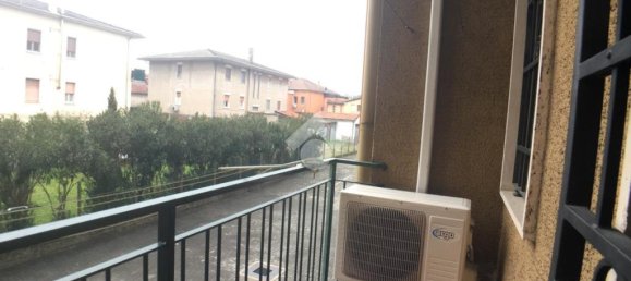 1 bedroom Apartment in Mantua, Italy No. 378840 5