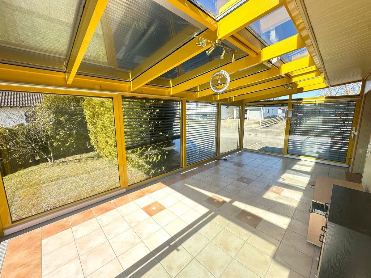 Дом с 4 комнатами в Ротвайль, Германия № 31268