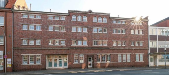 Квартира с 2 комнатами в Вильгельмсхафен, Германия № 68370 2