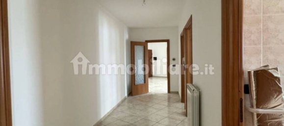 Квартира с 3 спальнями в Ламеция Терме, Италия № 153115 12