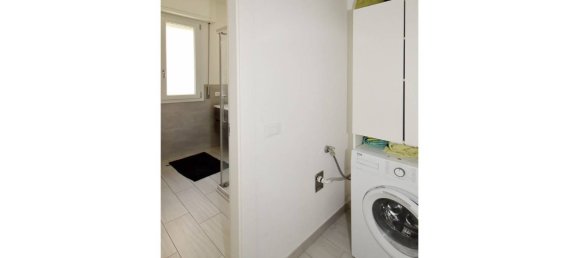 Studio in Milan, Italy No. 342852 4