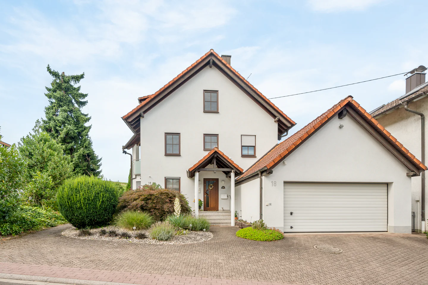 7غرفة تاون هاوس في Baden-Baden, Germany رقم 269923