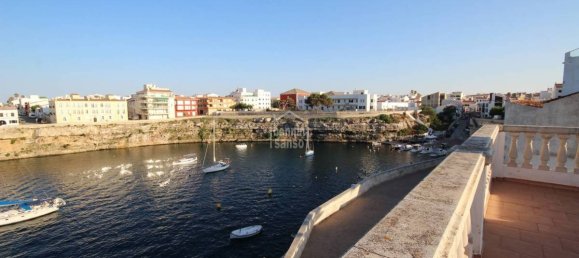 5 bedrooms Villa in Es Castell, Spain No. 5096 9