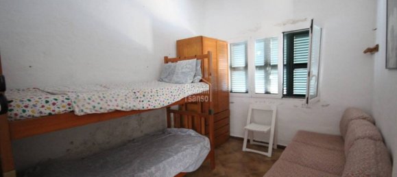 5 bedrooms Villa in Es Castell, Spain No. 5096 4