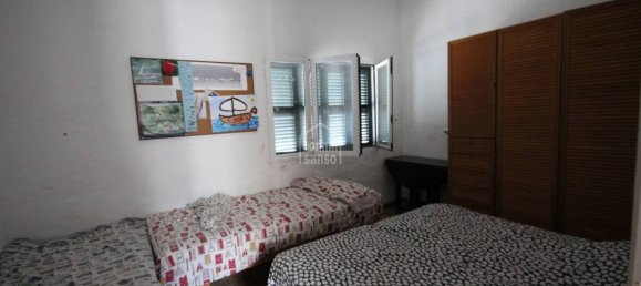 5 bedrooms Villa in Es Castell, Spain No. 5096 2