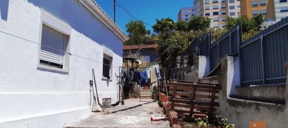 1915m² Land in Odivelas, Portugal No. 97923 3