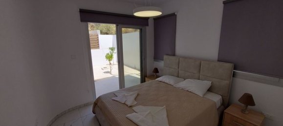 3 bedrooms Villa in Kissonerga, Cyprus No. 16129 13