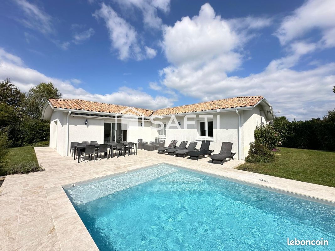 4 bedrooms House in Audenge, France No. 340765