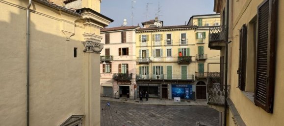 4 rooms Apartment in Vercelli, Italy No. 172795 15