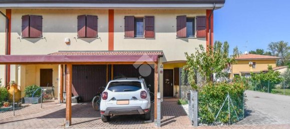 3 bedrooms House in Poggio Renatico, Italy No. 326894 3