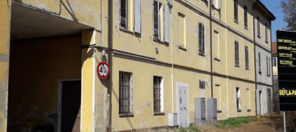 5000m² Building in Caselle Torinese, Italy No. 87147 8