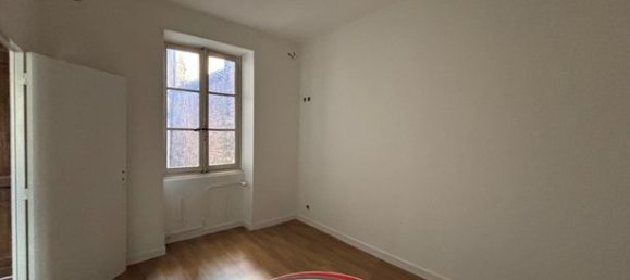2 bedrooms Apartment in Tournus, France No. 355220 10