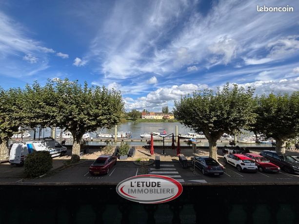 2 bedrooms Apartment in Tournus, France No. 355220