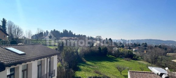 1 bedroom Apartment in Monguzzo, Italy No. 144244 3