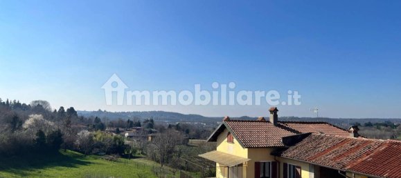 1 bedroom Apartment in Monguzzo, Italy No. 144244 7