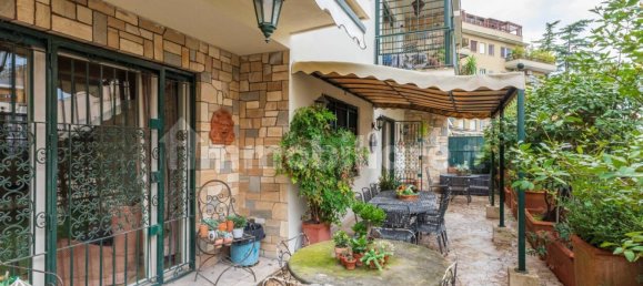 4 غرف نوم شقة في Rome, Italy رقم 161118 37