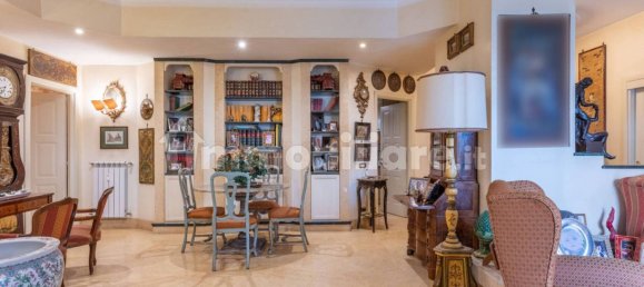 4 غرف نوم شقة في Rome, Italy رقم 161118 7