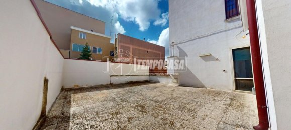 5 rooms Apartment in Acquaviva delle Fonti, Italy No. 73878 13