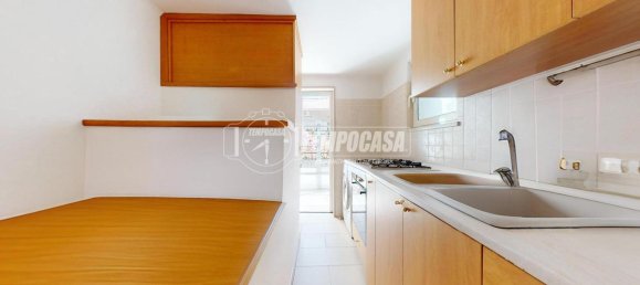 5 rooms Apartment in Acquaviva delle Fonti, Italy No. 73878 9