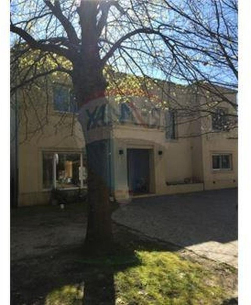 Casa de 4 dormitorios en Pilar, Argentina No. 8205