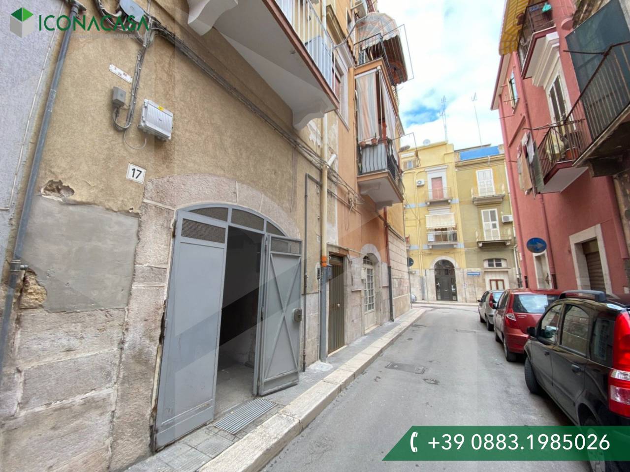 Склад с 1 комнатой в Барлетта, Италия № 18866