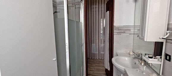 9 Schlafzimmer Haus in San Giorgio Piacentino, Italy, Nr. 325271 23