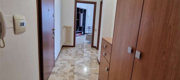 Apartamento de 3 divisões em Cesano Maderno, Italy N.º 273759 10