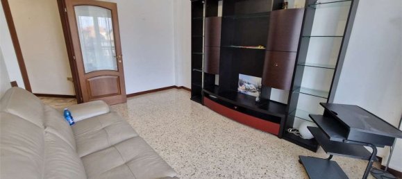 Apartamento de 3 divisões em Cesano Maderno, Italy N.º 273759 4