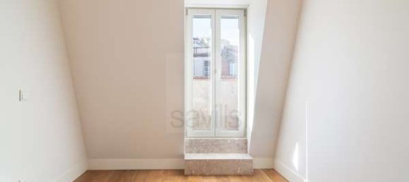 3 غرف نوم منزل ذو طابقين في Lisbon, Portugal رقم 111246 11